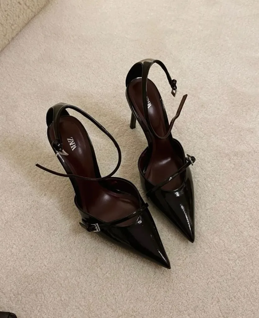 Zara strap gloss black