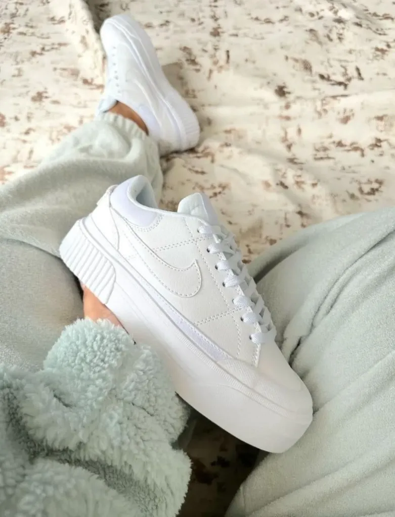Nike forum white
