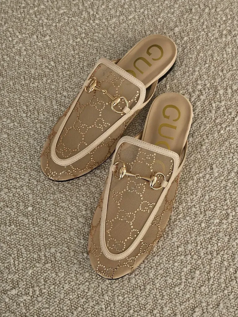 Gucci town beige