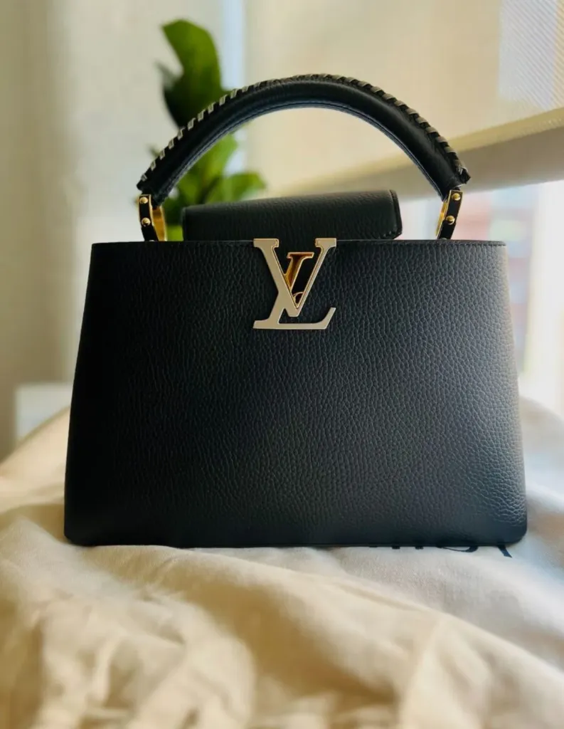 Lv capucines black 2