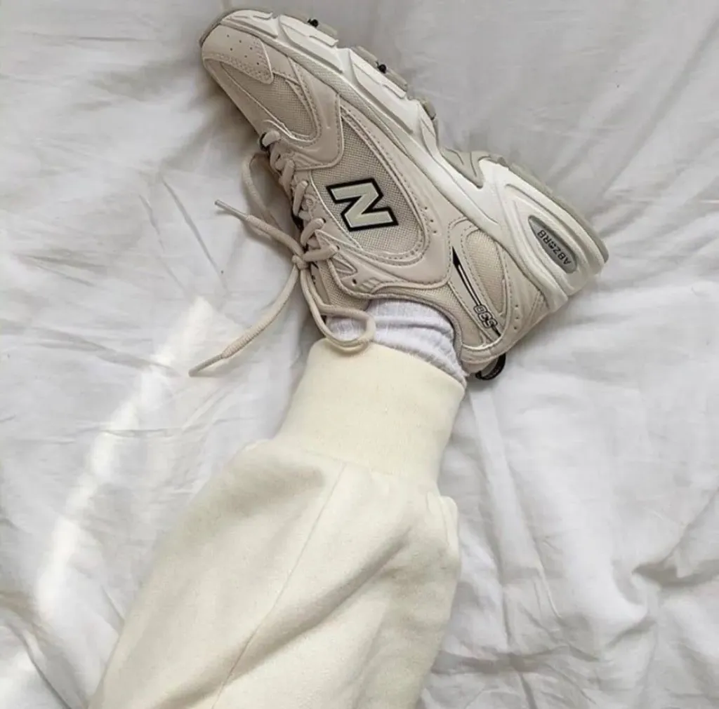 New balence 530 marbel beige copy A