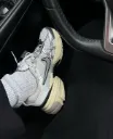 Nike v2 run silver
