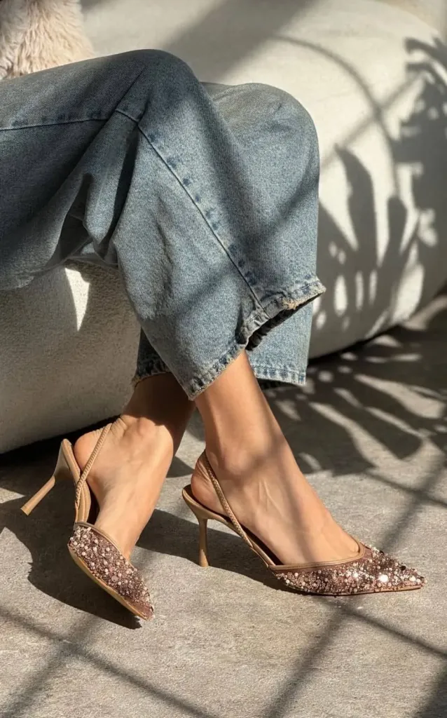 Jes bronze
