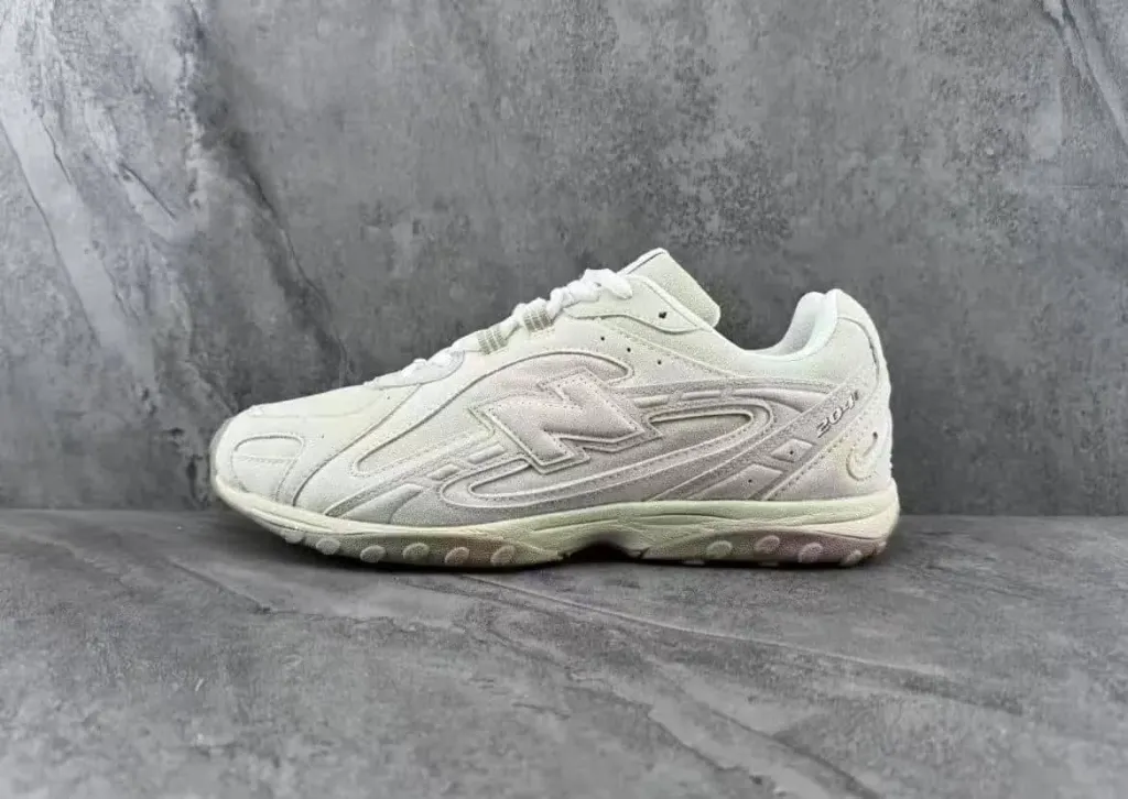 New balence 204 beige