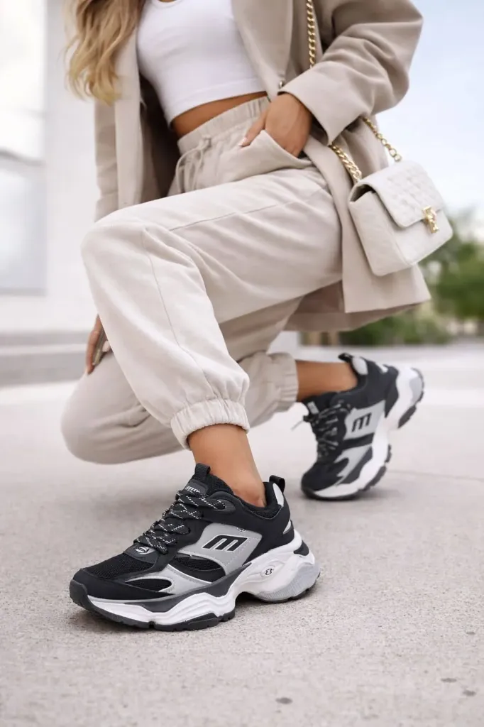 Balenciaga double black