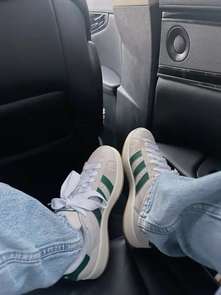 Campus grey green