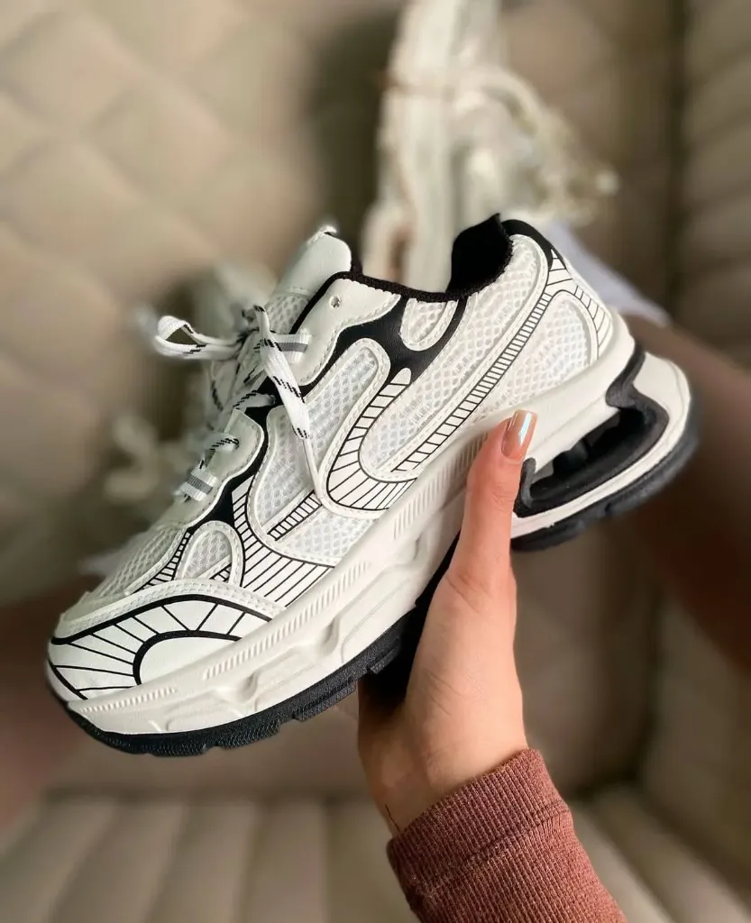 Balenciaga sale white black