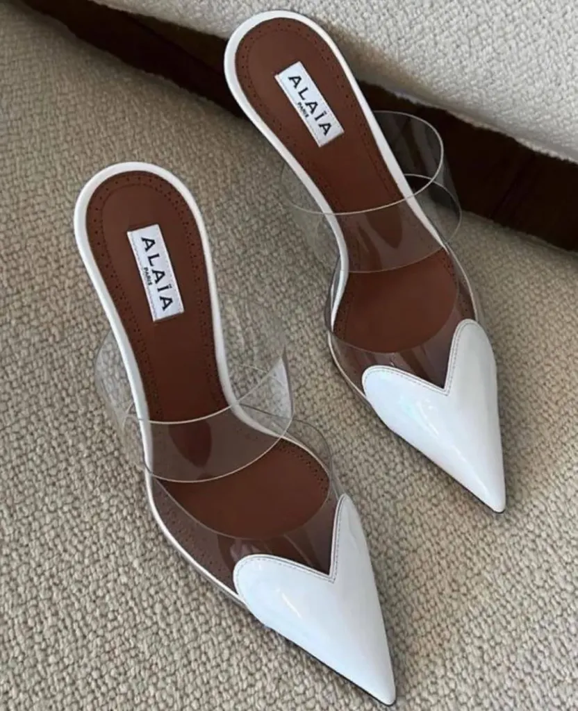 Heart heels white