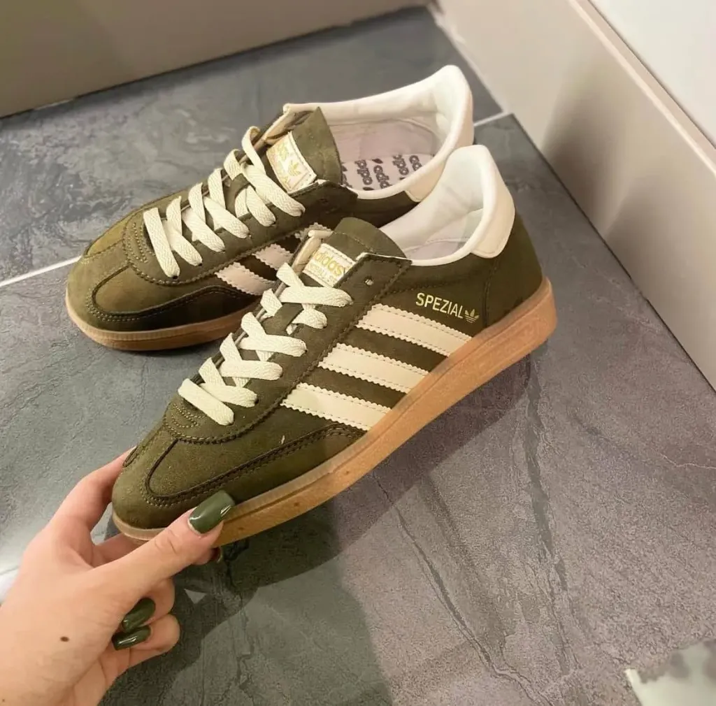 Spezial olive