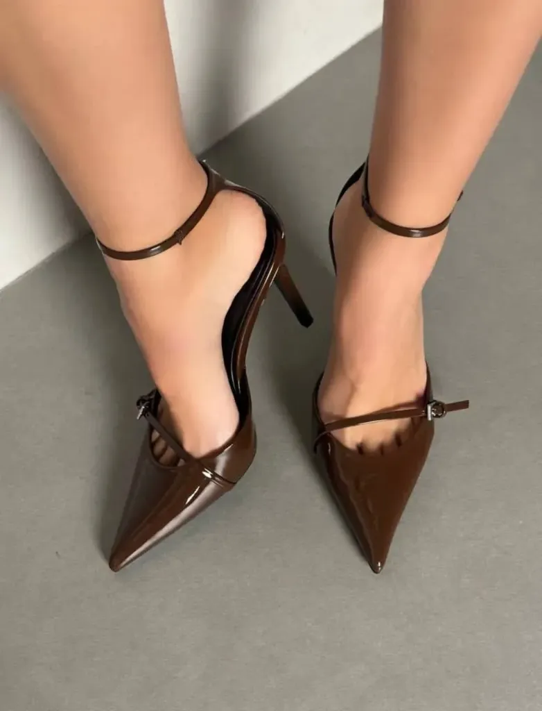 Zara strap gloss brown