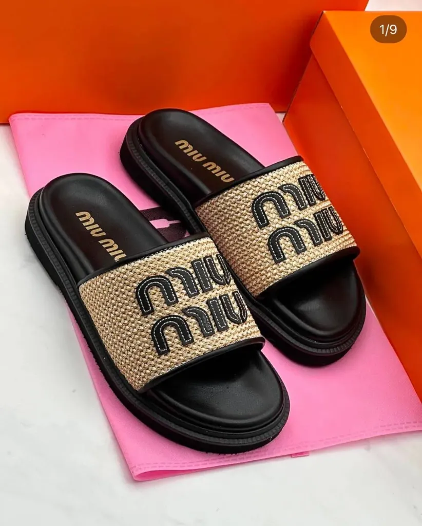 Miu miu slipper black