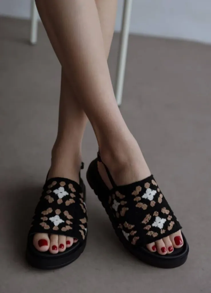 Rade sandal black