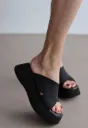 Luce slipper black