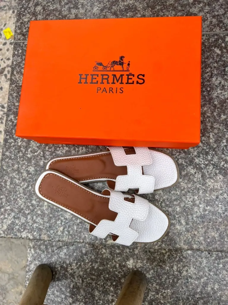 Hermes slipper white
