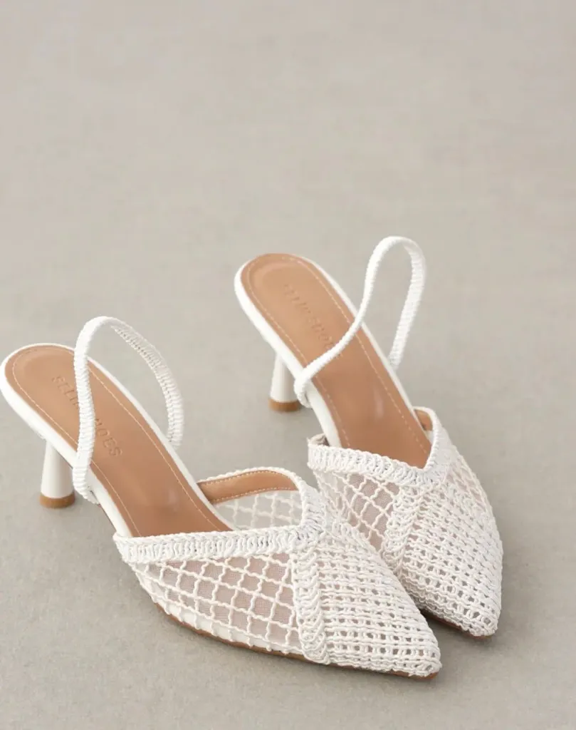 Zara crochet white