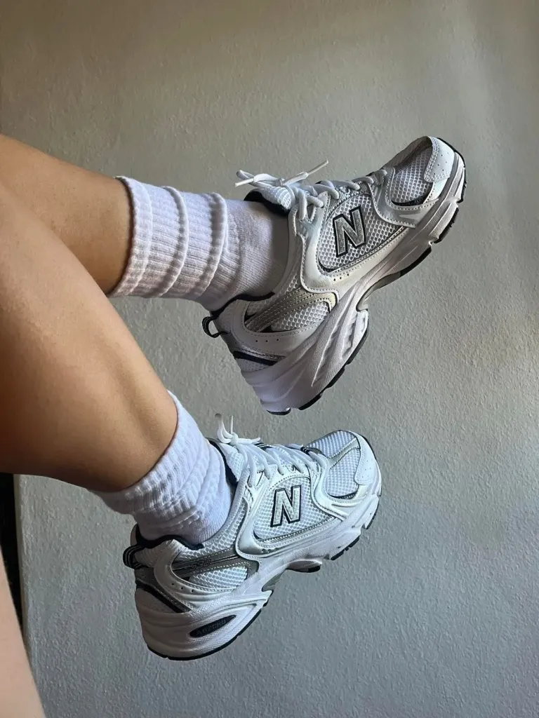 New balence 530 white black