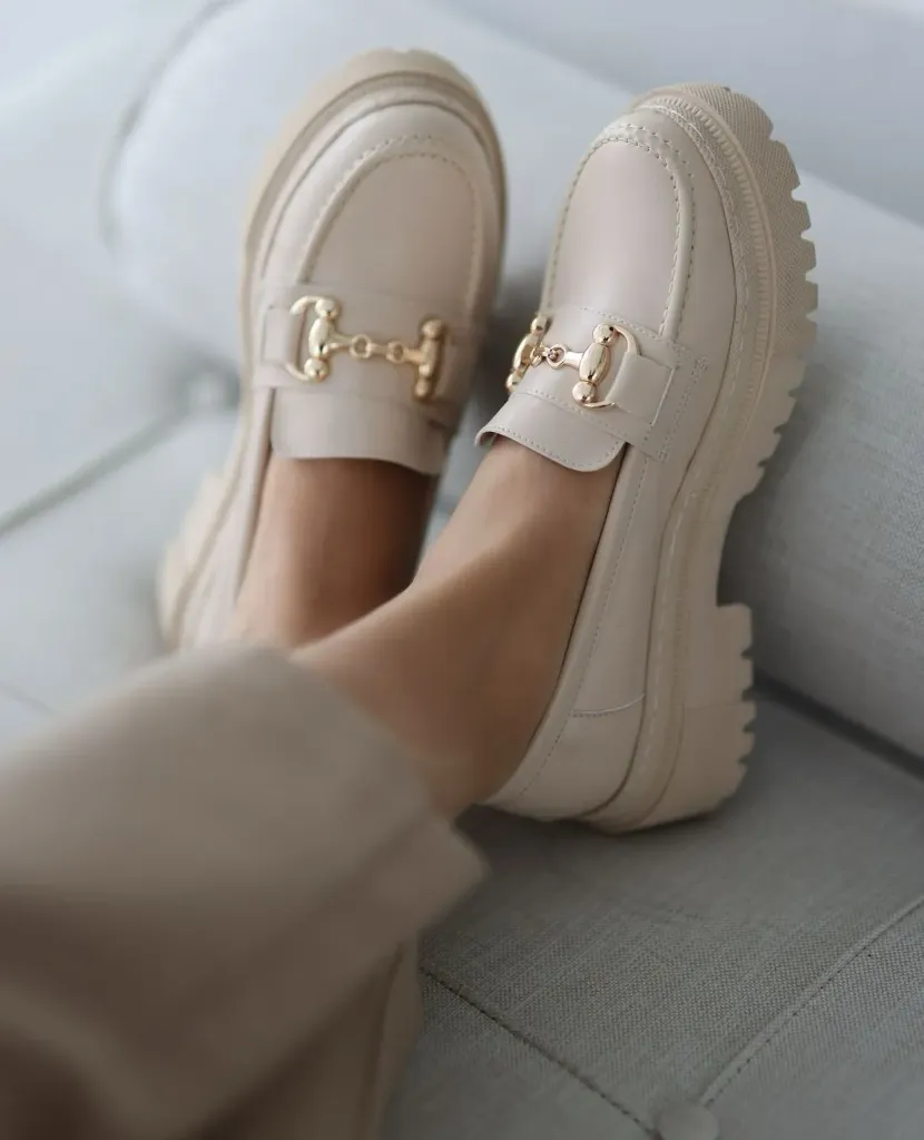 The classic beige (36)