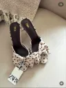 Zara dot beige