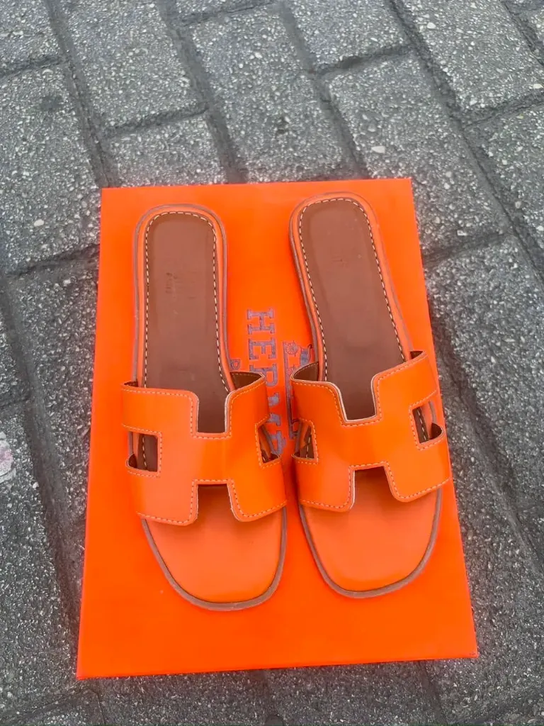 Hermes slipper orange