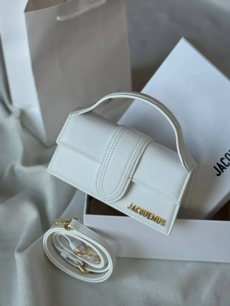 Jacquemus le petit bambino white