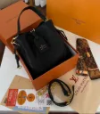 Lv noa bag black