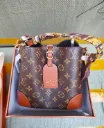 Lv noa bag brown