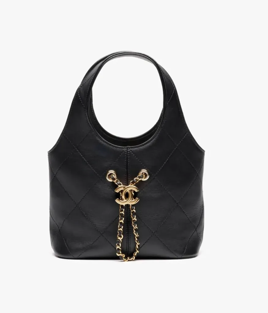 Chanel 25 bag black