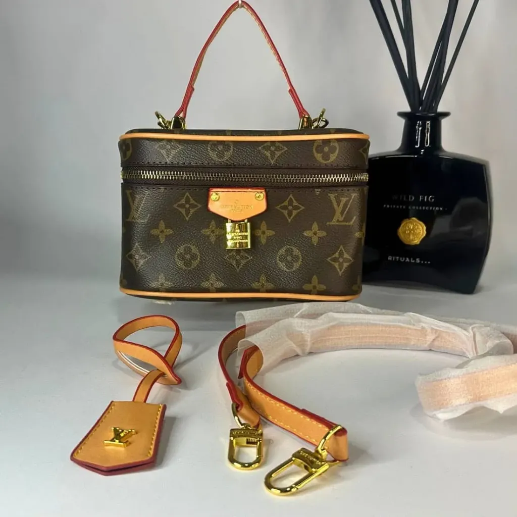 Lv alma bag brown beige