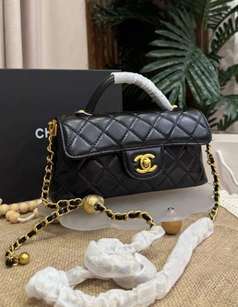 Chanel mini flap black 