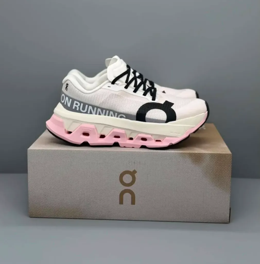 On cloud tec white pink