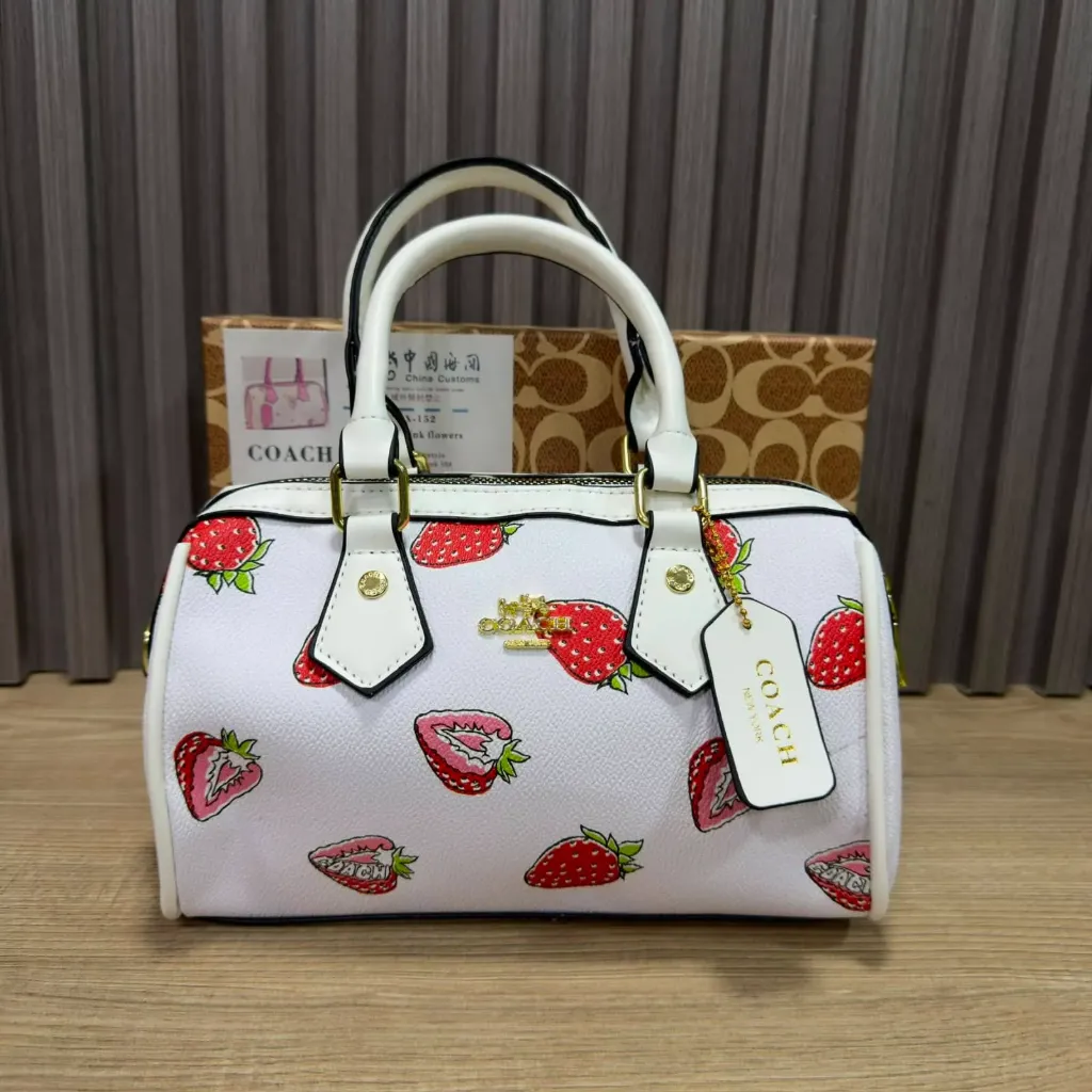 Coach cassie bag white