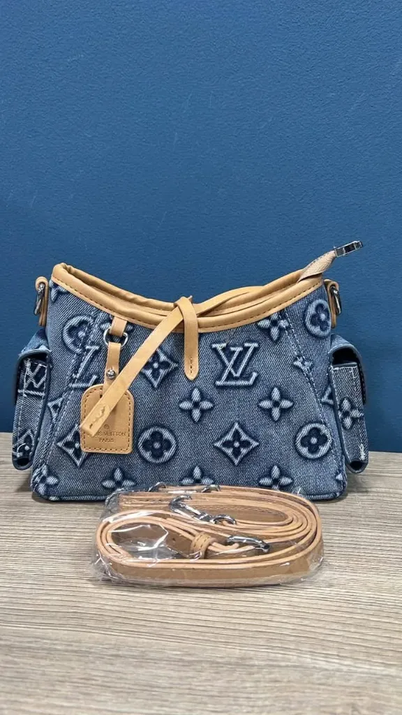 Lv paris bag denim beige