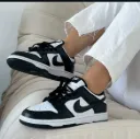 Nike dunk black white