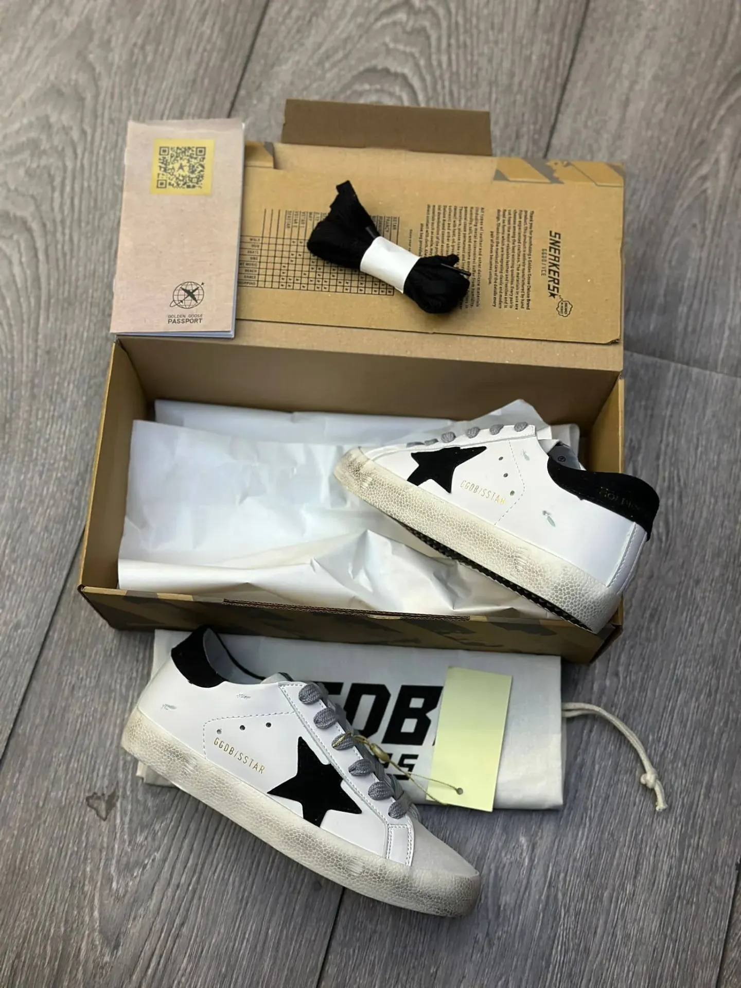 Golden goose black black