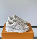 Lv trainer white crystal